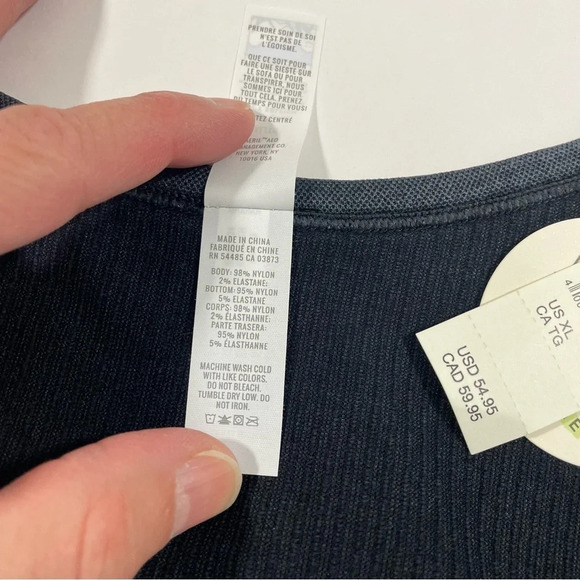 OFFLINE Seamless Cable Square Neck T Shirt Black - Picture 4 of 8